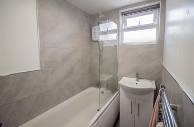 St. Georges Terrace, Jesmond, Newcastle - Image 2